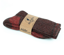 Görseli Galeri görüntüleyiciye yükleyin, Alpaca Wool Thermal Hiking Socks | Kahverengi - Kırmızı
