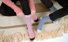 Görseli Galeri görüntüleyiciye yükleyin, Alpaka & Koyun Yünü | Pembe/Beyaz