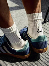 Görseli Galeri görüntüleyiciye yükleyin, Smiling Face Anti-Friction Sports Çorap
